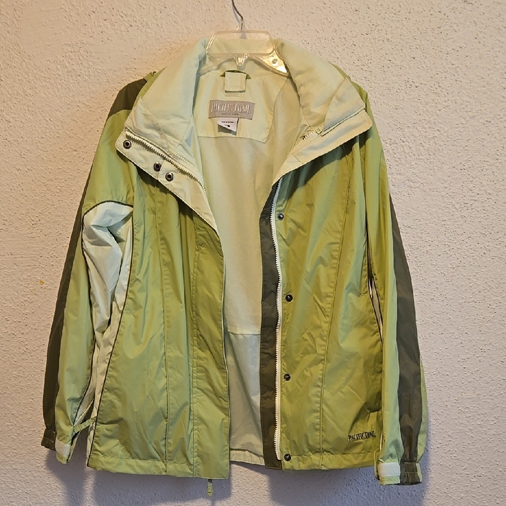 B12 Pacific Trail Mint Green Hooded Windbreaker Sz Med